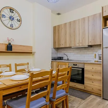 D&s Cozy Apartment, With 2 Bedrooms סלוניקי