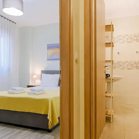 D&s Cozy Apartment, With 2 Bedrooms * Tessalónica