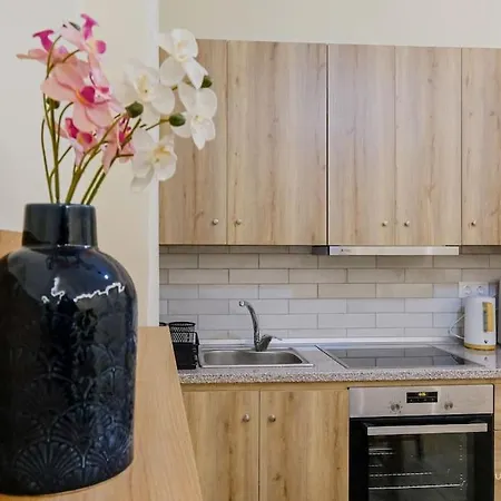 D&s Cozy Apartment, With 2 Bedrooms Thessaloniki